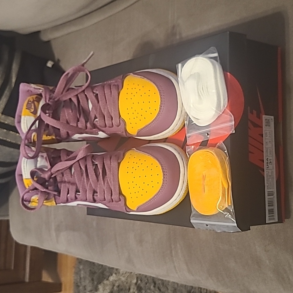 Jordan 1 Retro High OG Brotherhood
